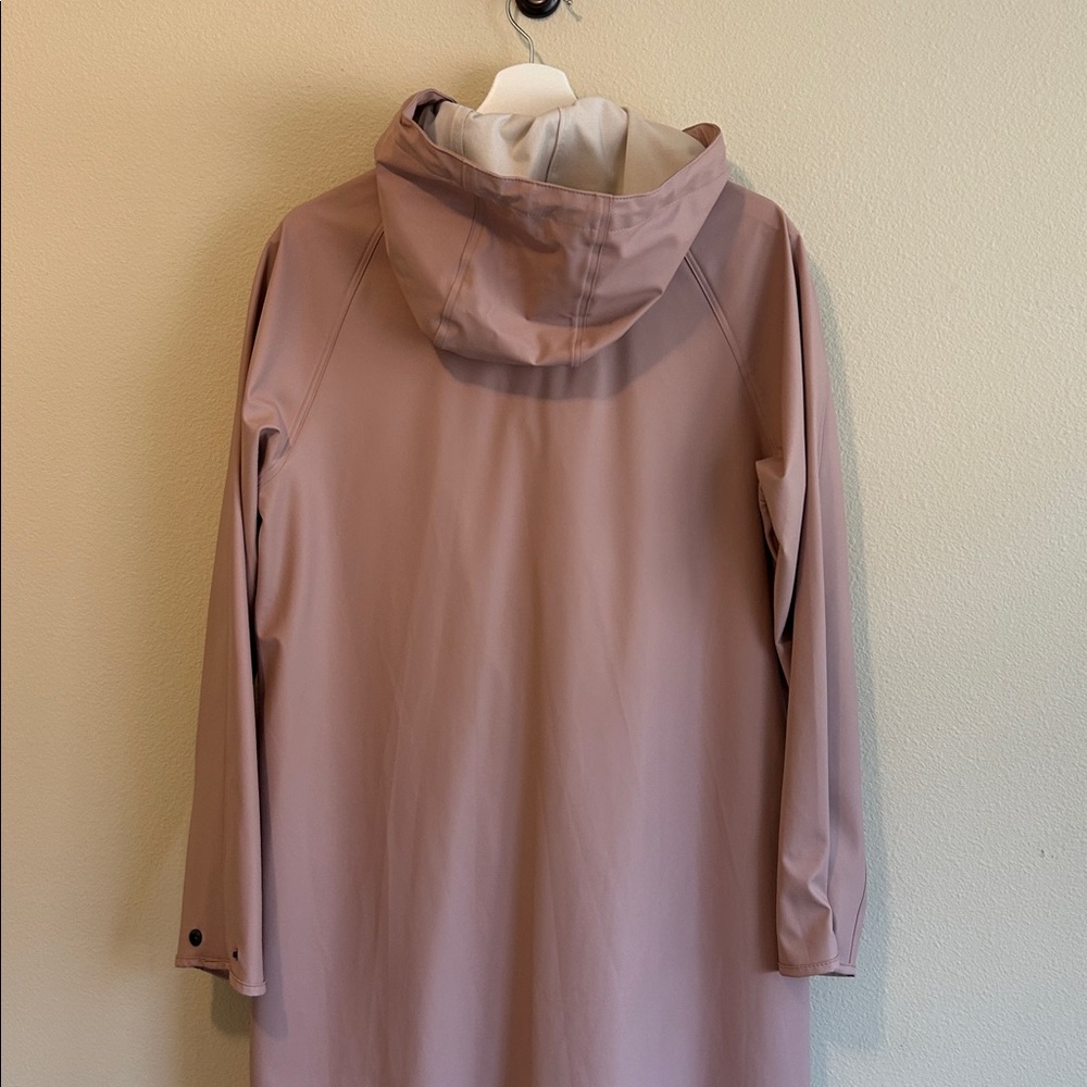 IlseJacobsen Hooded Raincoat Color: Adobe Rose - Picture 12 of 16